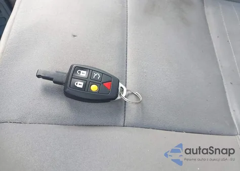 2006 Volvo V50 2.4I from USA, damaged, VIN YV1MW382X62201399